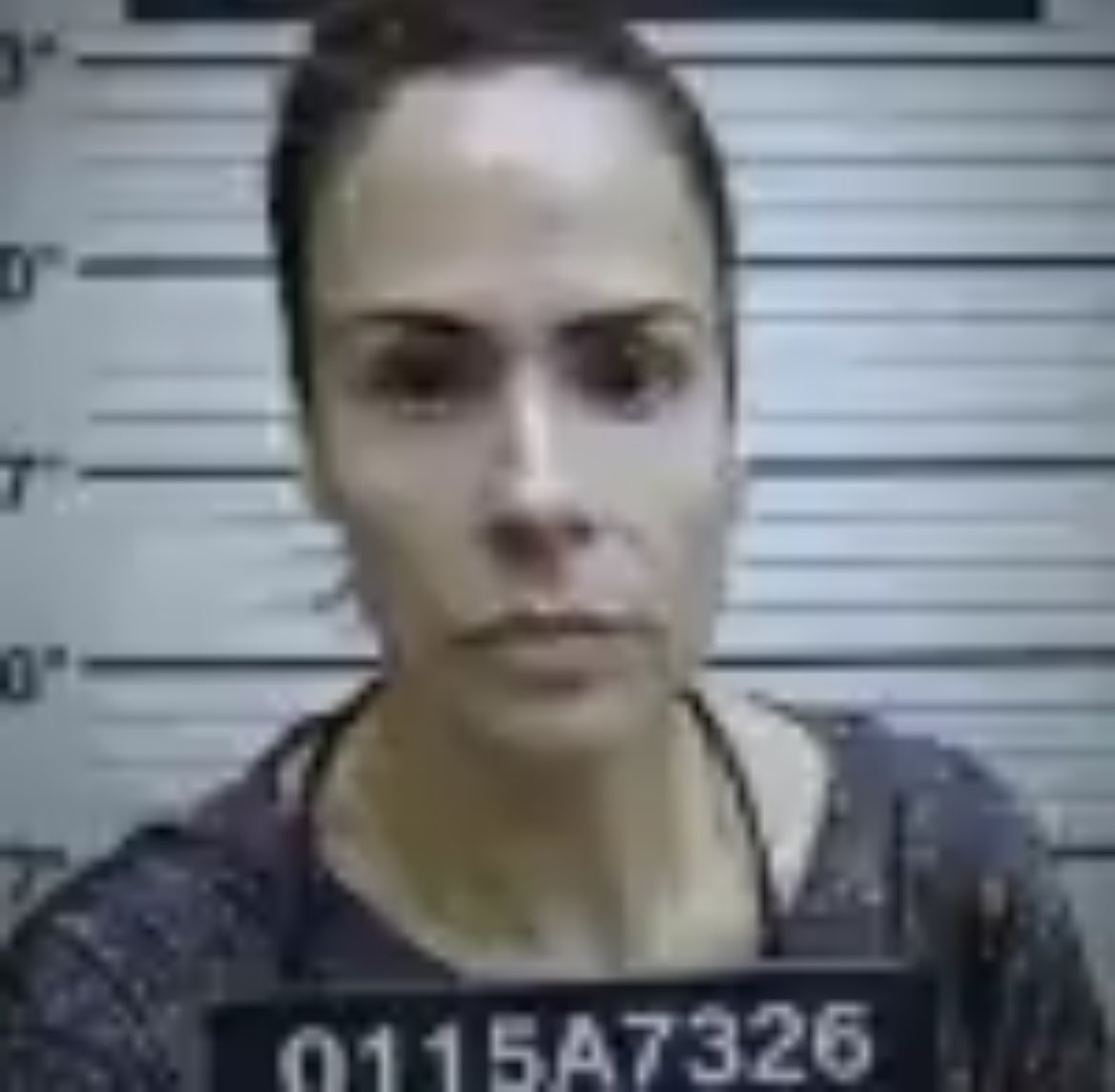 entregando vários currículos até uma empresa ter pena de mim e me contratar no final