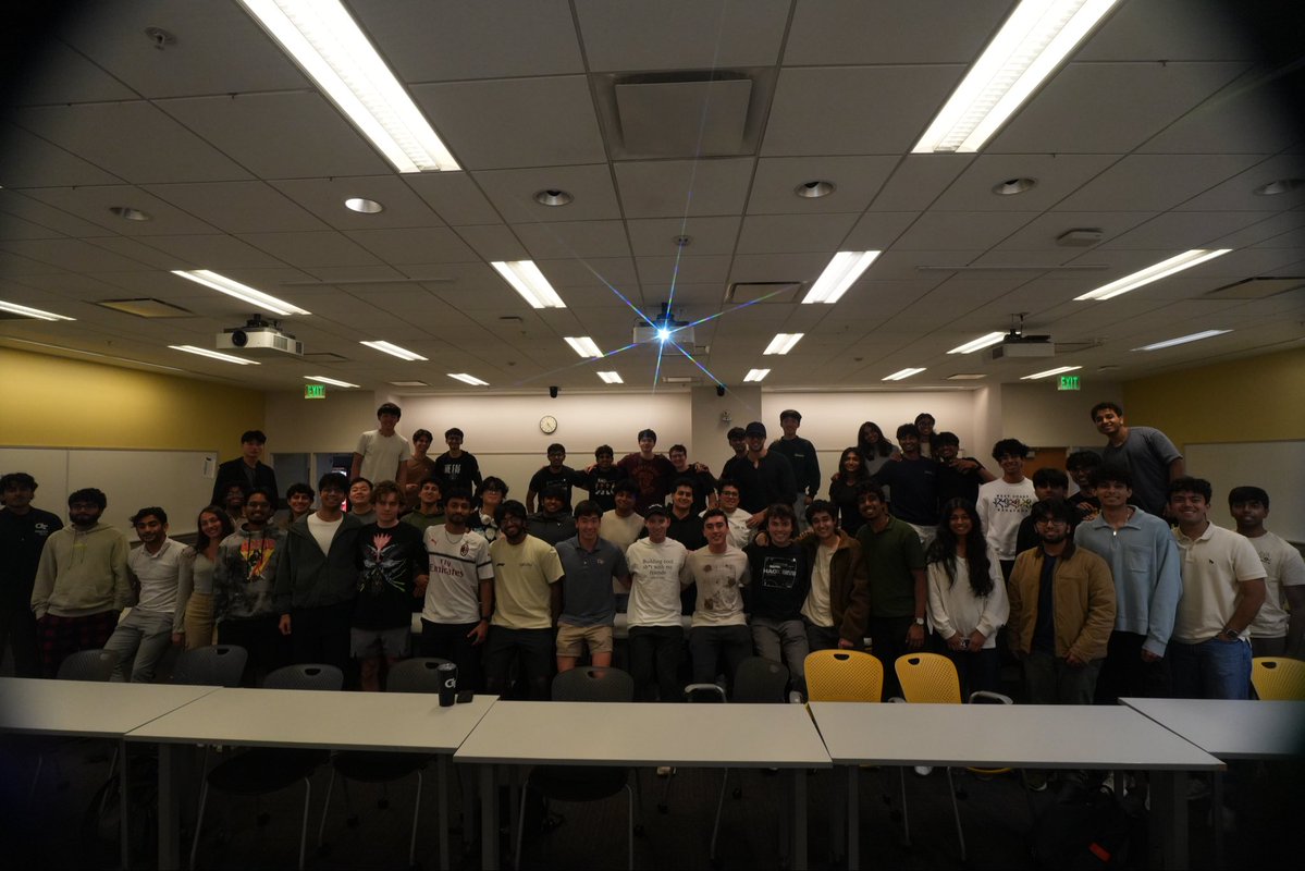 Trinay Hari tweet media