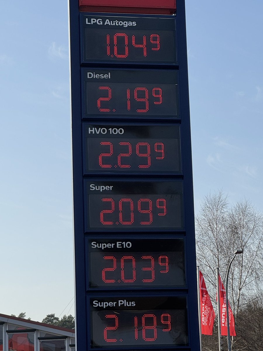 Julian Röpcke🇺🇦 tweet media