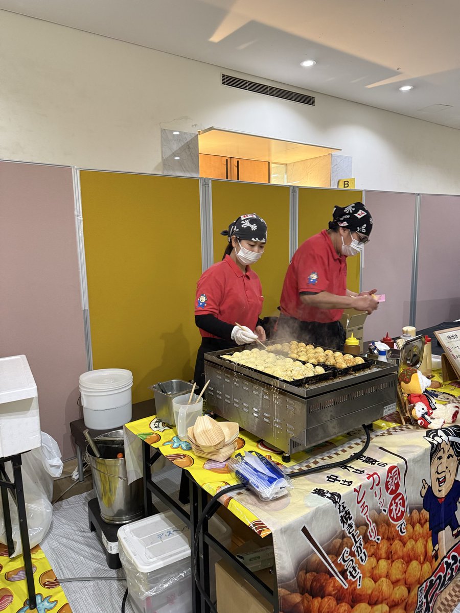 hhhhhiko's tweet photo. たこ焼き
んまかった。 https://t.co/SmJivb3eWV