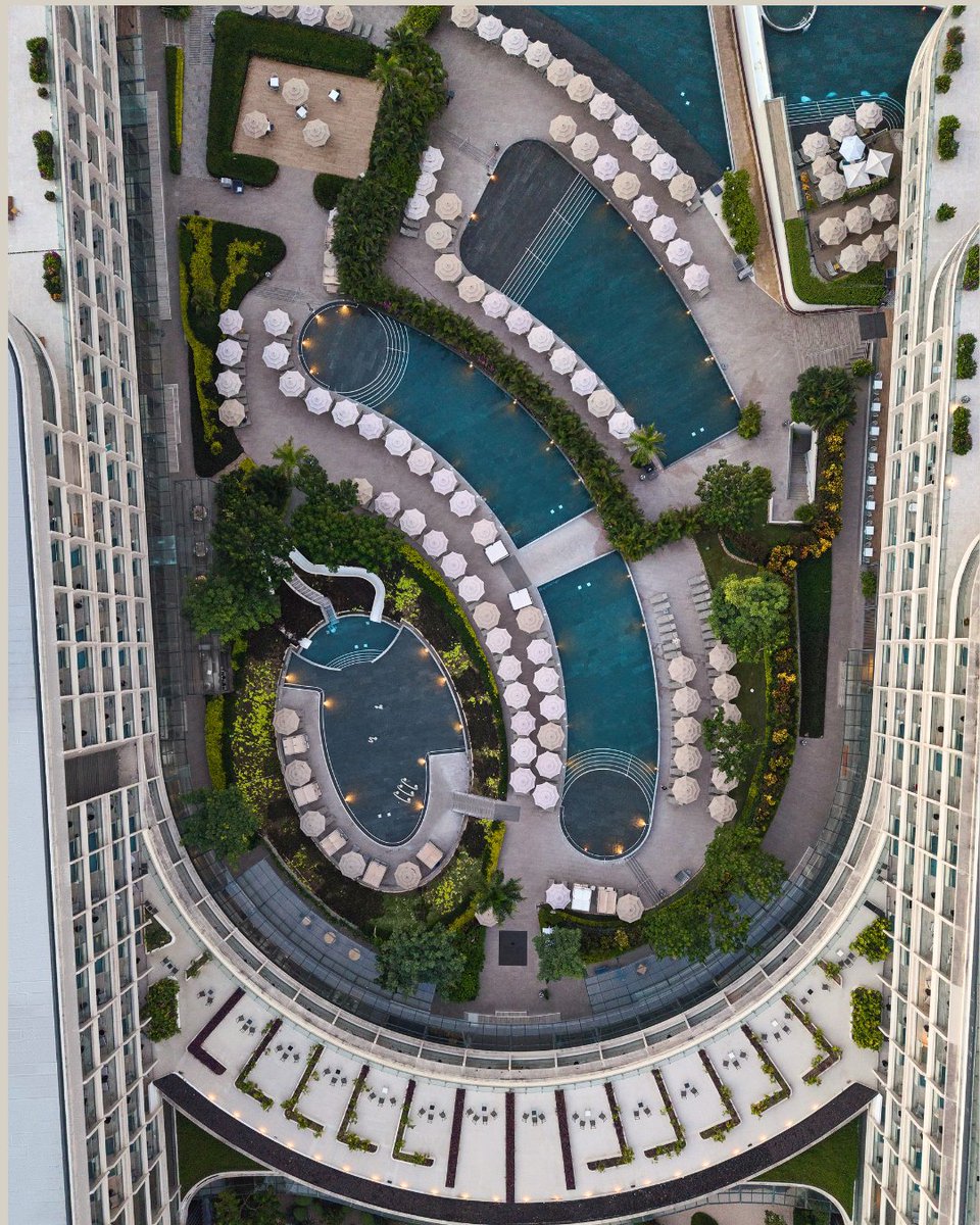 Secrets Resorts & Spas tweet media