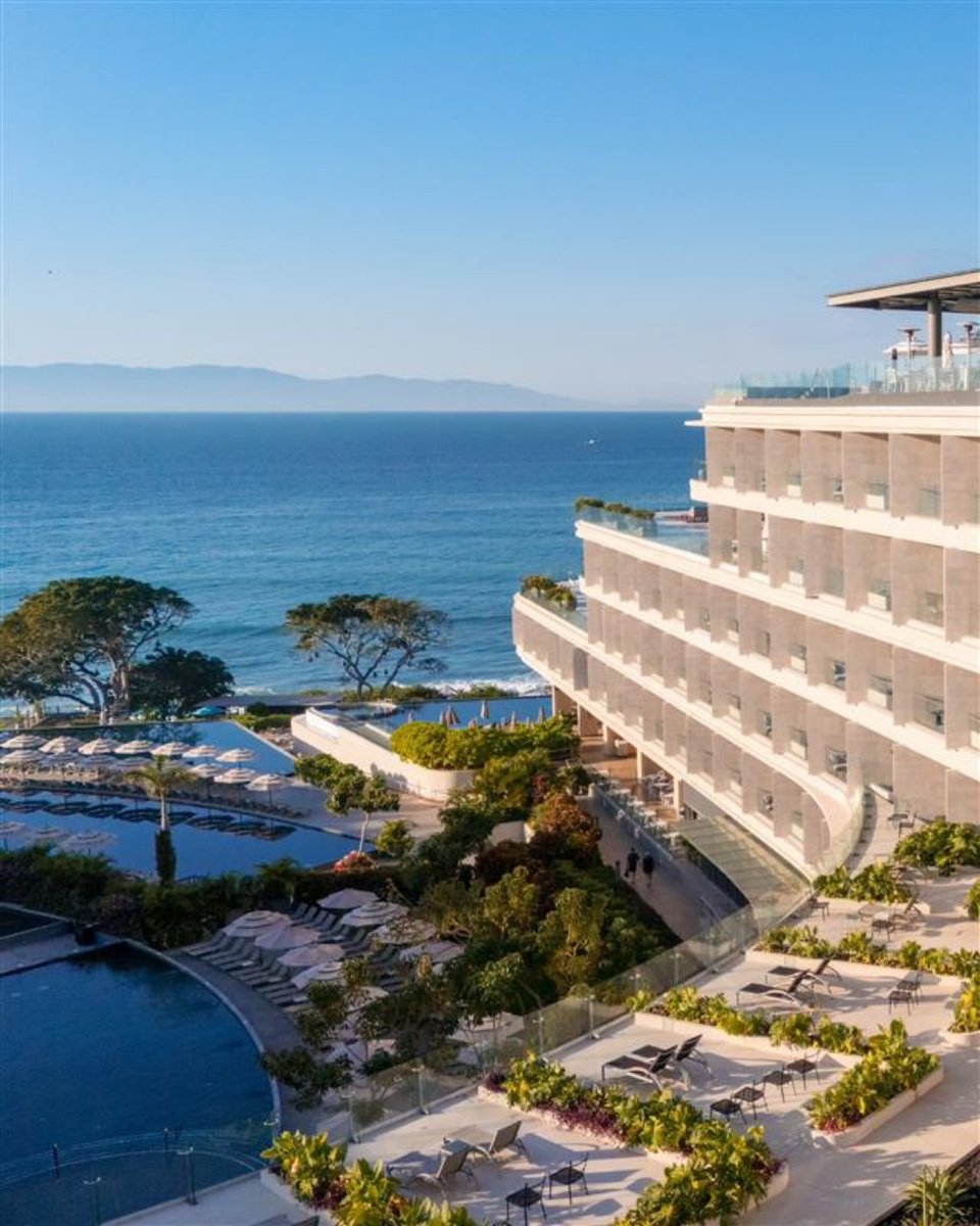 Secrets Resorts & Spas tweet media