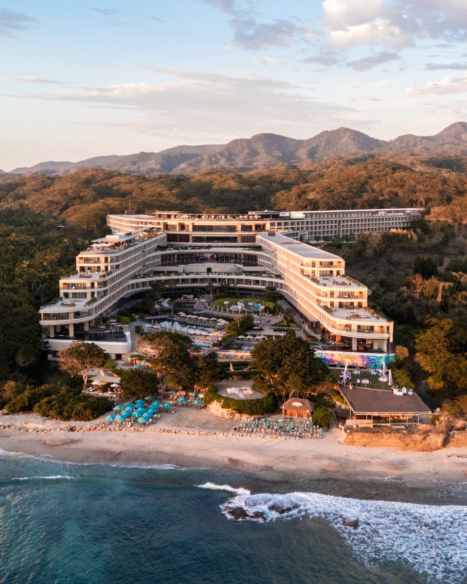 Secrets Resorts & Spas tweet media