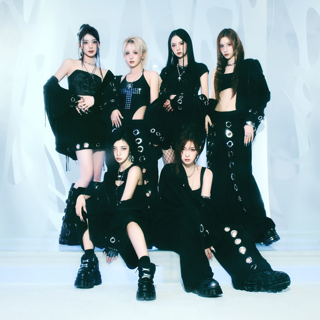 Kep1er drops scheduler for 'CRACK CODE.'
