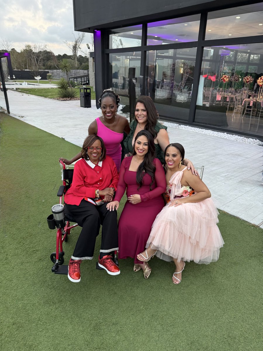 Mayra Moreno ABC13 tweet media