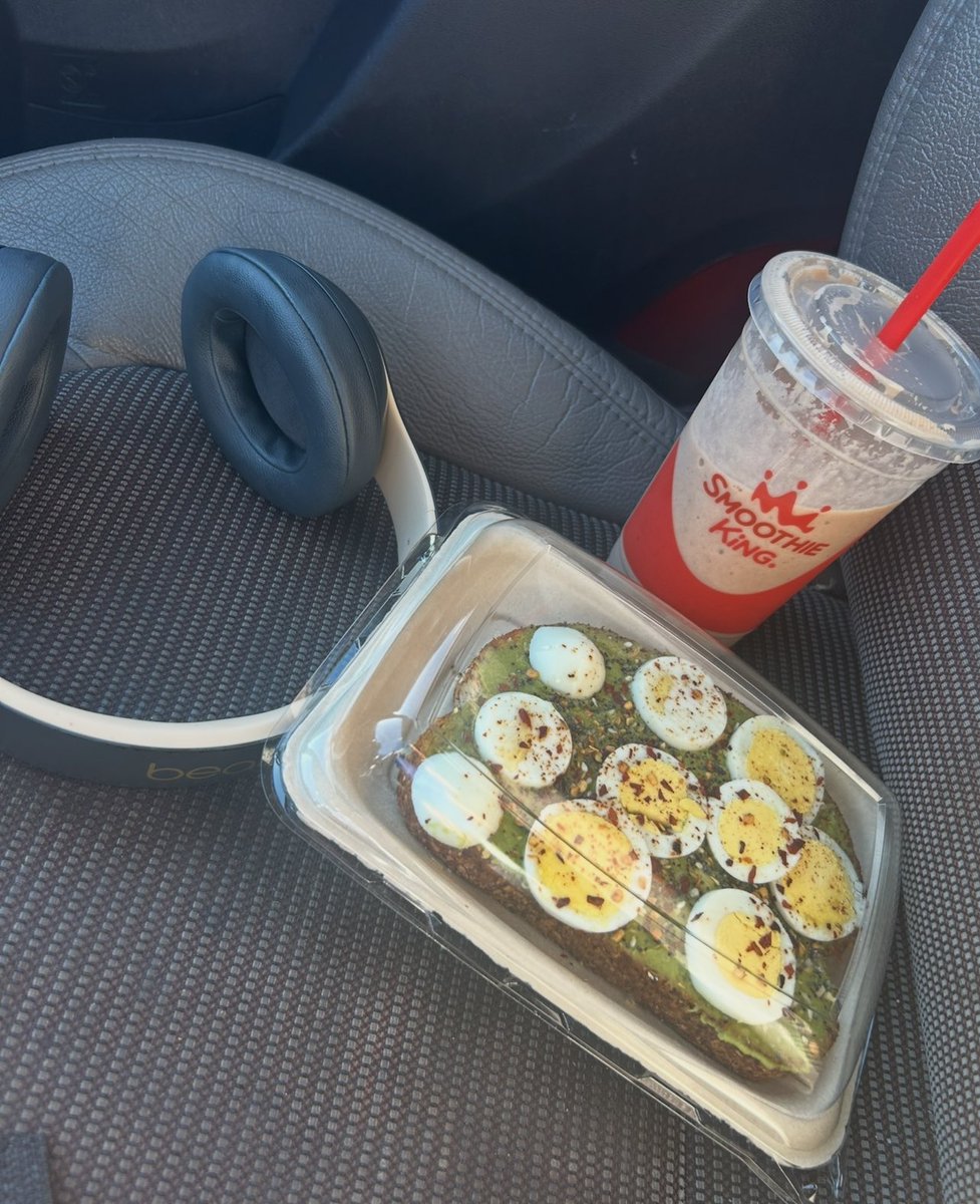 barbiana ♓️ tweet media