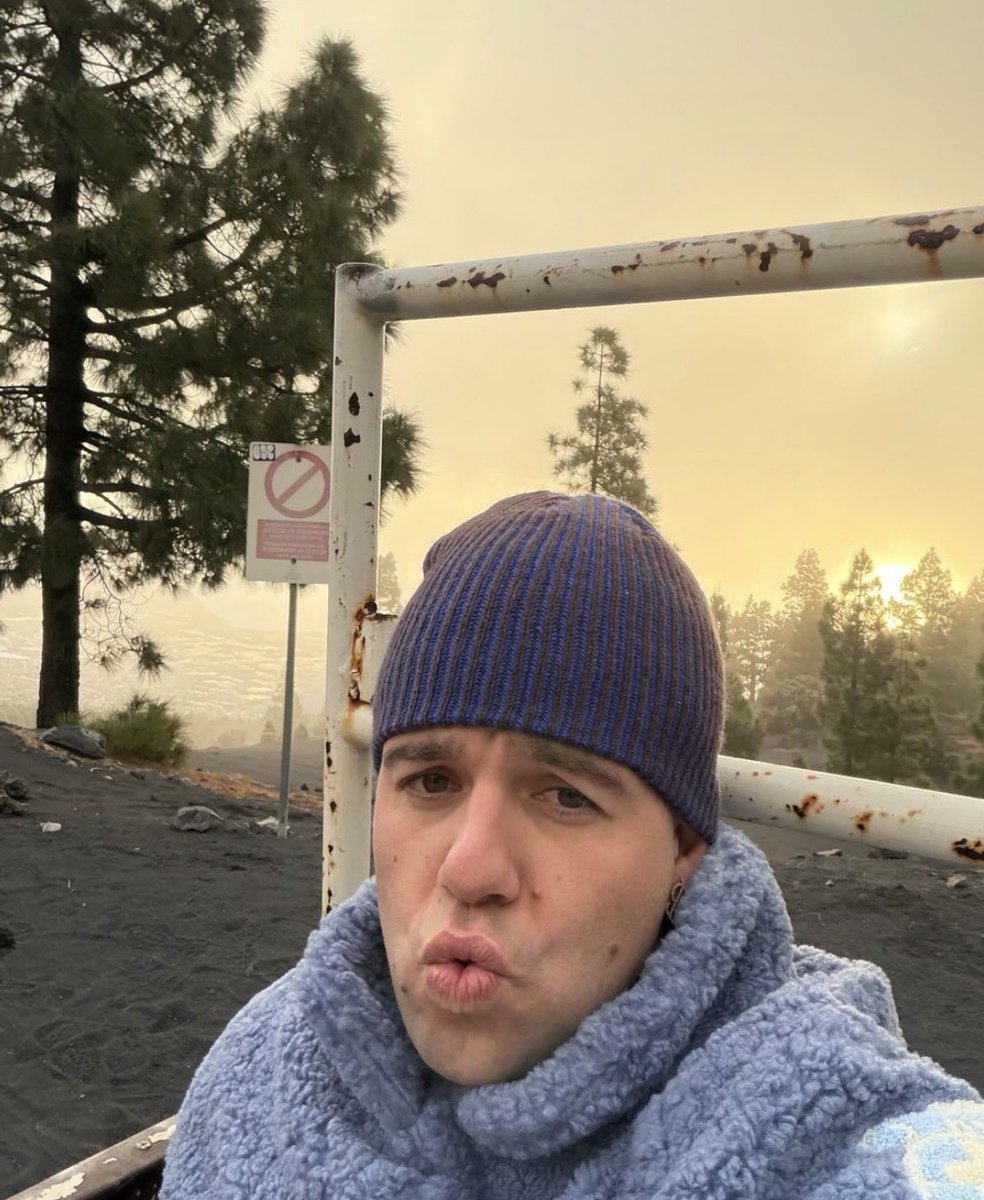 elputero tweet media