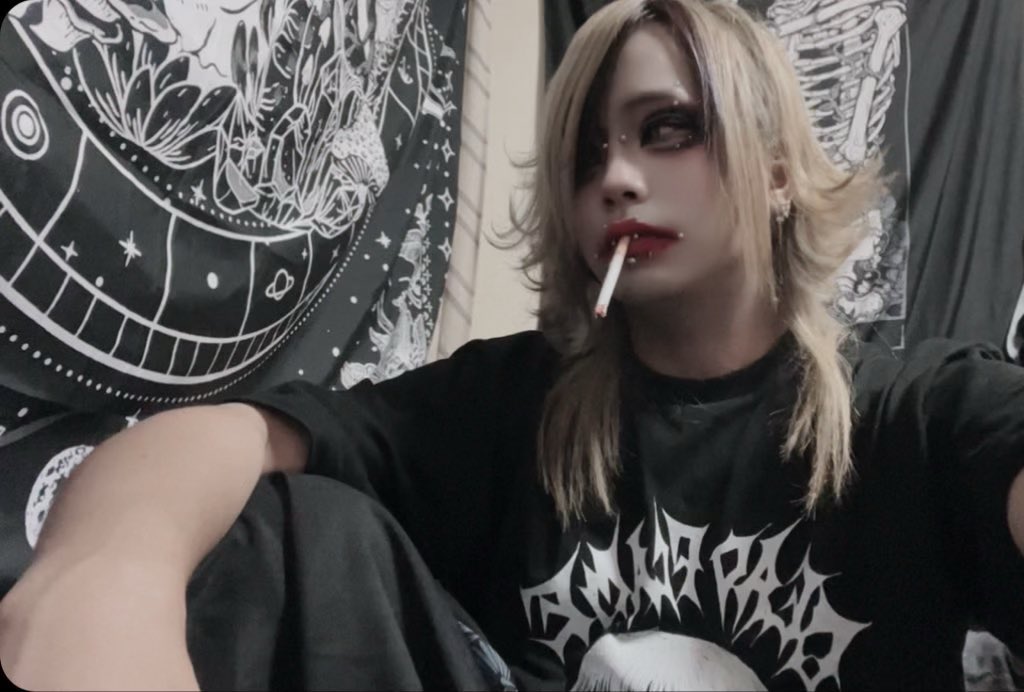 ととまる@HERESY異端児 tweet media