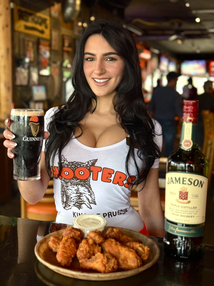 Hooters of Brunswick tweet media