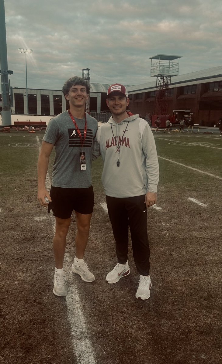 SamSollie tweet media