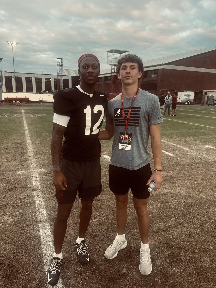 SamSollie tweet media