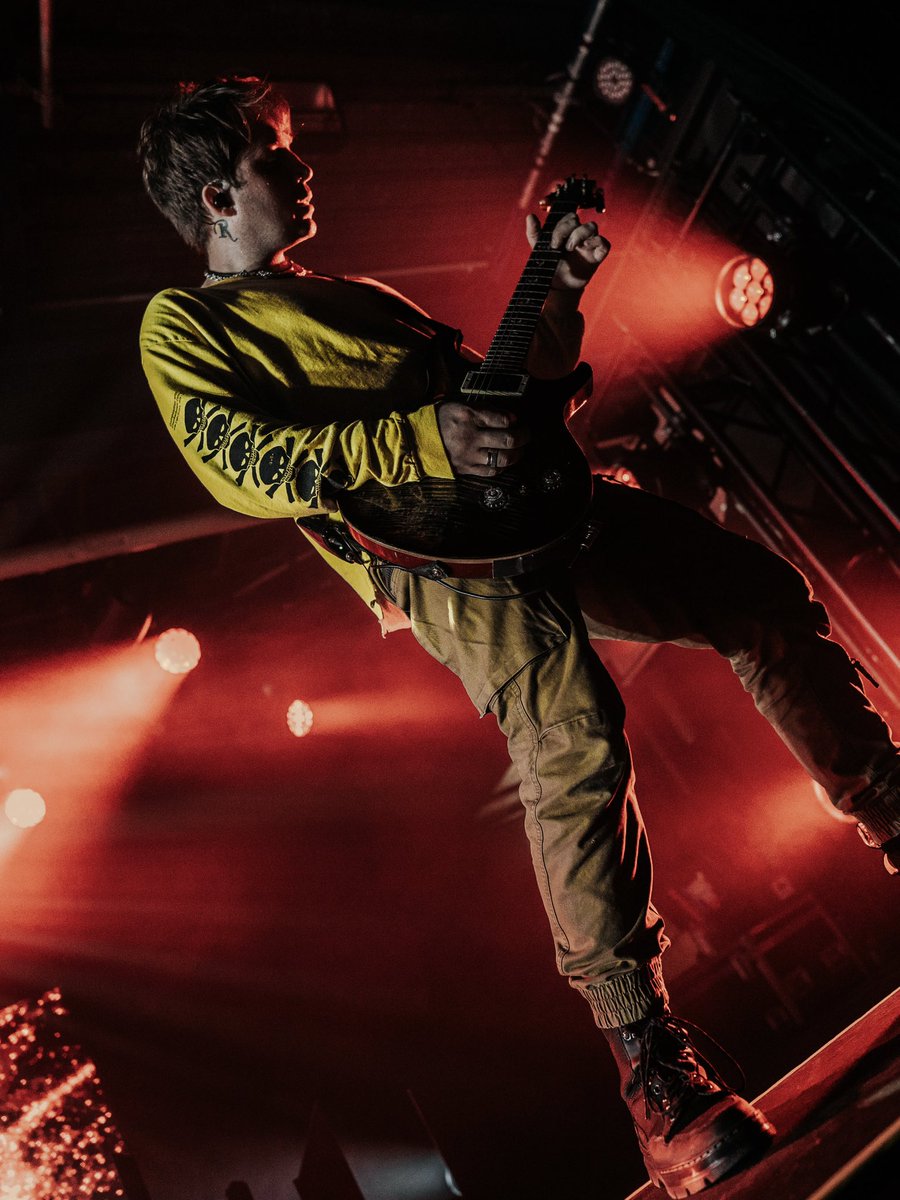 WATERPARKS tweet media