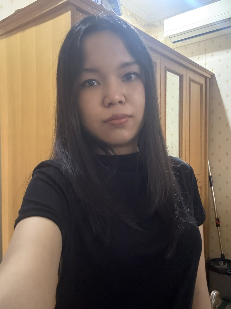 JUNMINPUNYAKU's tweet image. He uses mirror selfies while I use front camera selfies, we’re not the same

#RoadySelcaDay #road𝓨selcaday #road𝓨 #RDYSD #준민 #JUNMIN #싸이커스 #xikers