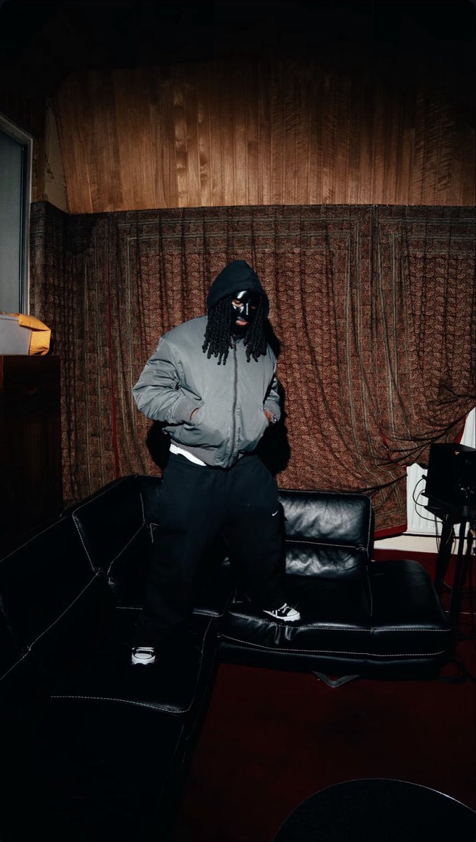 N.M.R©️ tweet media