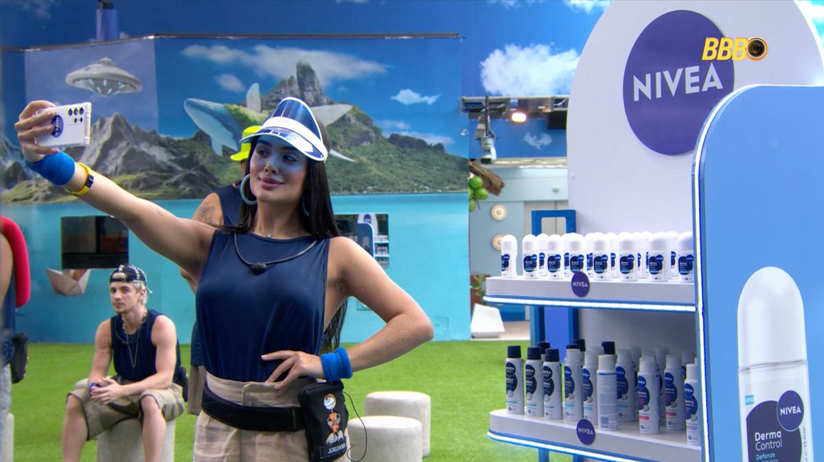 uma mulher bonita com o seu deso, não quer guerra com ninguém 🤭💅 

#NIVEAnoBBB #BBB26
