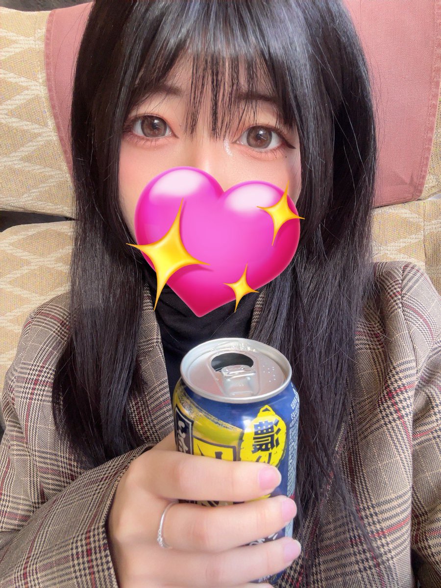 mochimo_sakura's tweet photo. フォロワーさん750人ありがとうございます🥰💞

お礼にちょっと恥ずかしいけどボイスメッセージ送ろうかなって思ってます♡♡

フォロワーさんでこの投稿をリポストしてくれた人から抽選で5名様に送ります！✨️✨️

期限は今から24時間です🫶
 #裏アカ女子  #裏アカ男子と繋がりたい https://t.co/Ny6L8wz73s