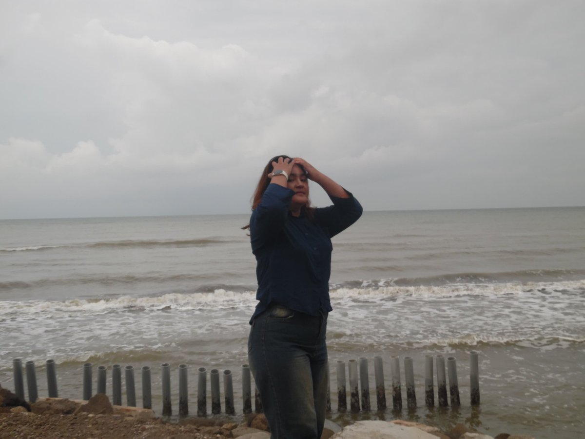 berinisialD's tweet photo. foto di pantai https://t.co/GJ11etKG0r