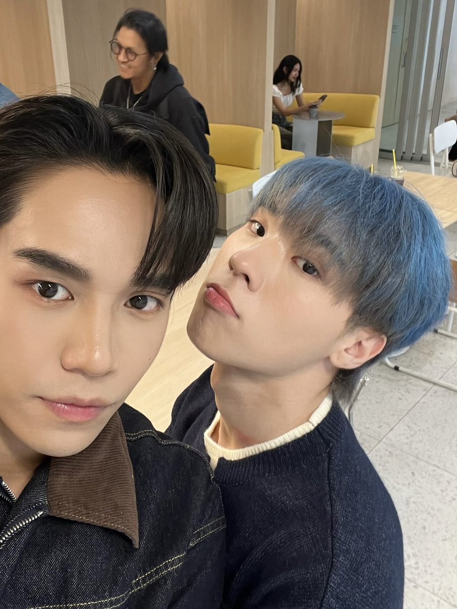 luardramas's tweet image. gente, nunca fui tão bem alimentada em toda minha vida #ngernoat #arthitdaotok
#thesunfromanotherstar