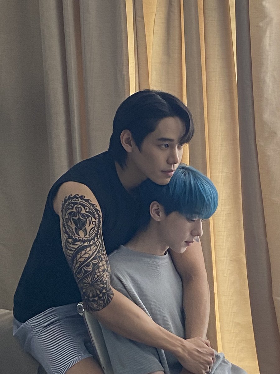 luardramas's tweet image. gente, nunca fui tão bem alimentada em toda minha vida #ngernoat #arthitdaotok
#thesunfromanotherstar