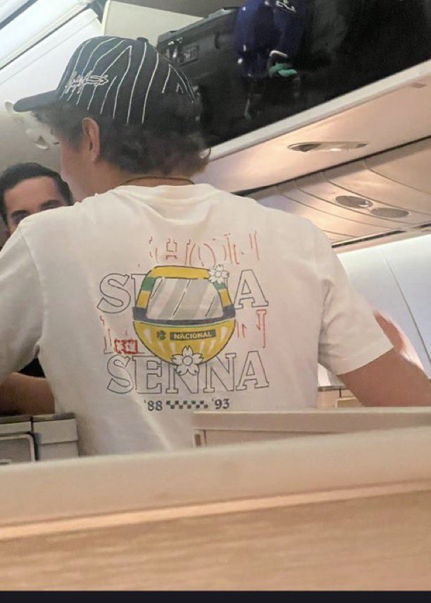 🚨 BREAKING: A fan who shared a flight to Shanghai with Isaac Hadjar and Kimi Antonelli claims the two drivers were discussing the Formula 1 rounds in the Middle East, reportedly already confirmed to be cancelled.

Hadjar jokingly told Antonelli:

“That’s two fewer races for you