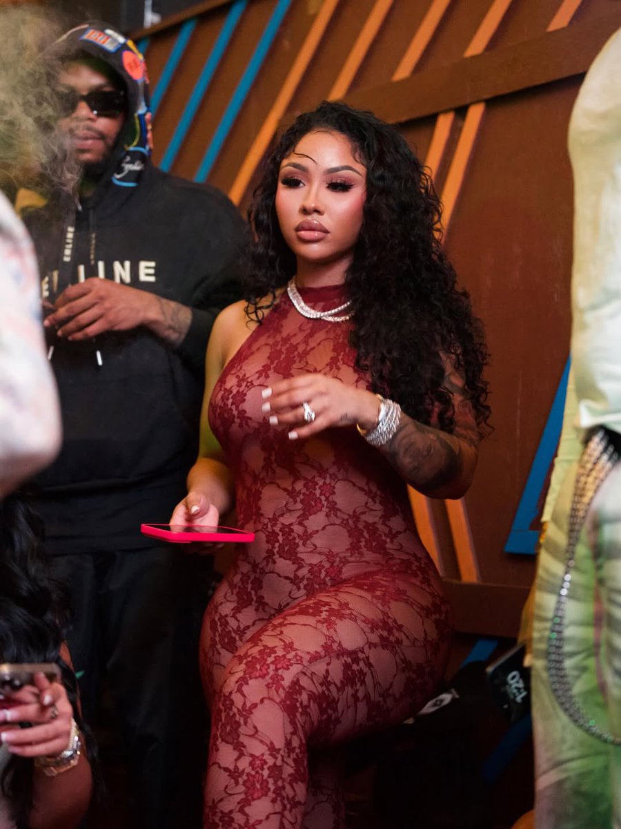 Ari &amp; Jania at Kamp in Houston 🔥