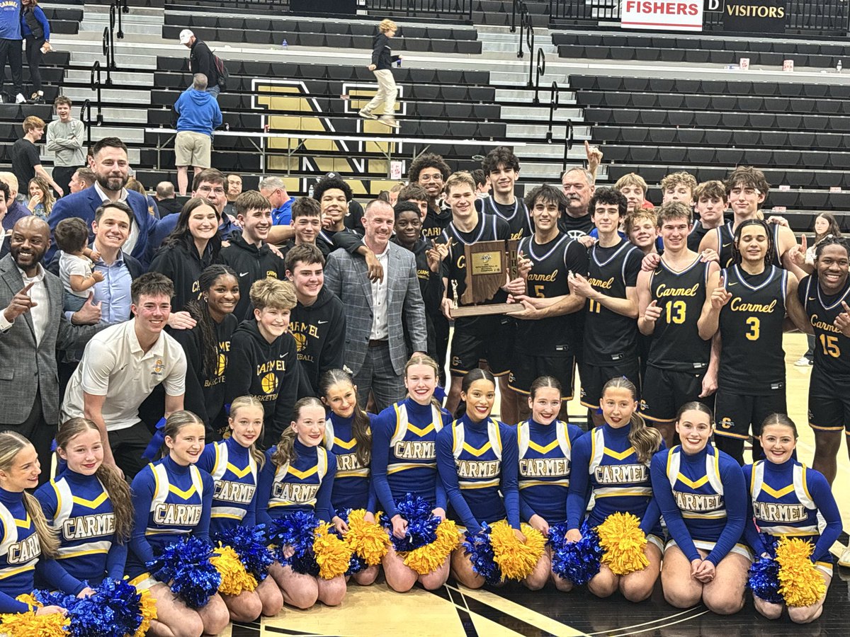 MattNover's tweet photo. Phenomenal weekend! As @CarmelMBB gears up to prepare for the Regional Championship, I want to again congratulate my son, my hooper @VincentNover for the sectional🏆win. It is an amazing feeling to see another Nover competing &amp; winning IN HS BBall Championships! #11 @IndianaMBB https://t.co/I65ETKRsnG