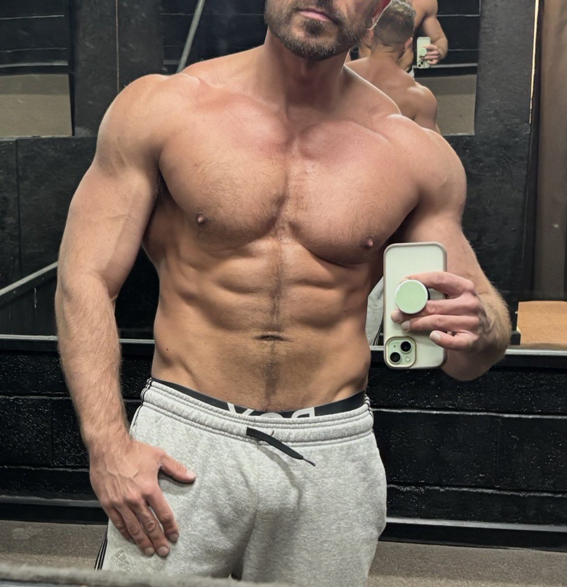 Corey Hudsonn tweet media