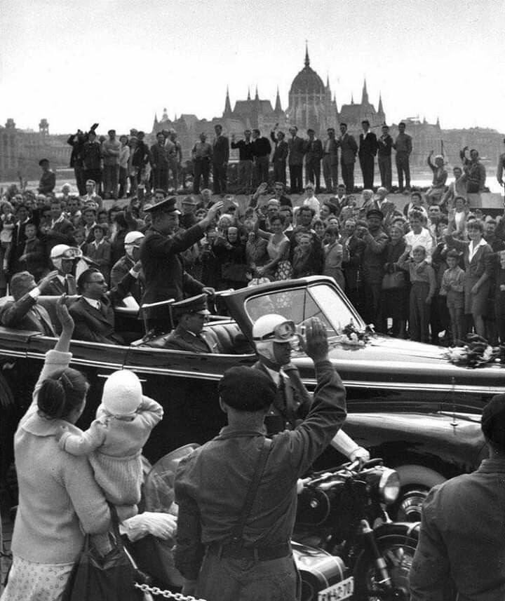 Russian Embassy, HU tweet media