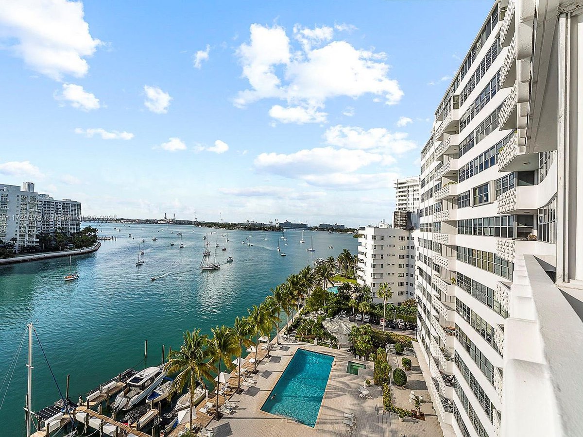 Elián González Protóns tweet media