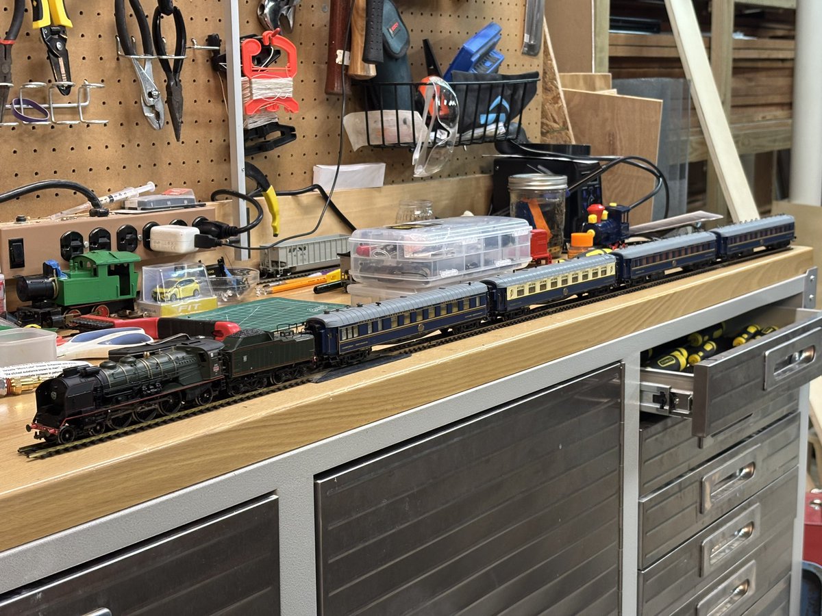 Maybe Train Enthusiast tweet media