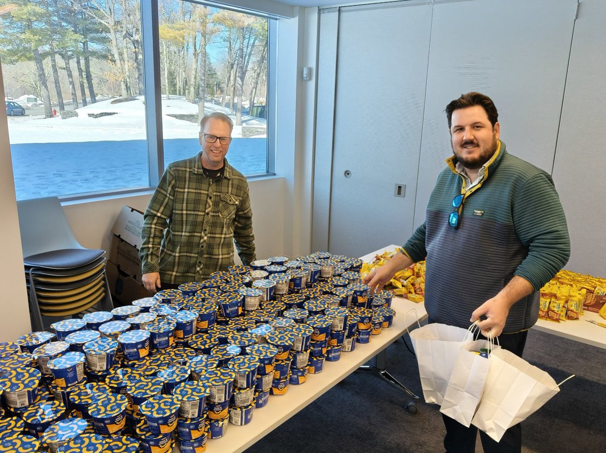 Our international finance team packed 400 kids’ snack packs for @NewtonFoodPantry during their visit to our Newton office. Proud to give back to our community. 💛
#BrighteningLives #CultureInAction