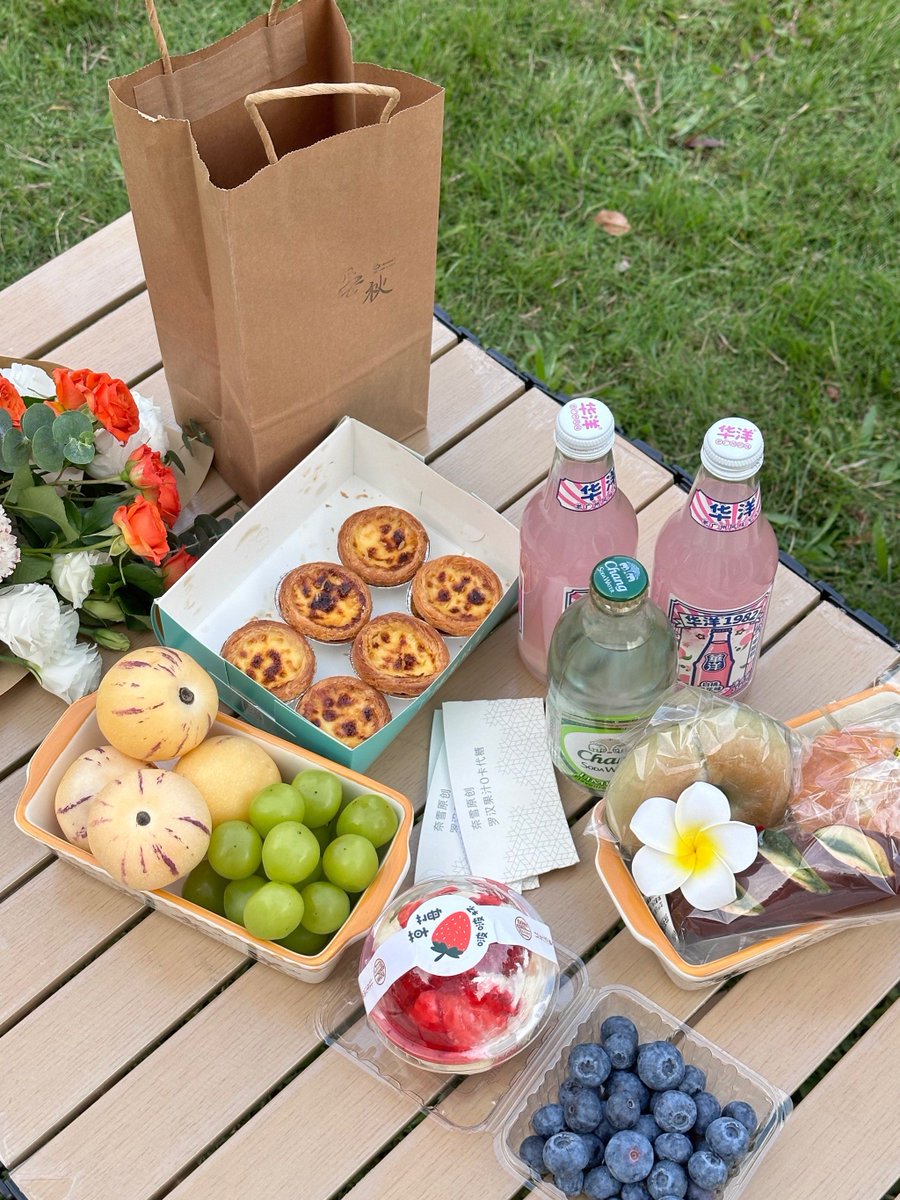 LadyDebJ's tweet image. Community Clean-Up u0026 Picnic!  Join us this Sat, 10 AM at Maple Park! Bring gloves/bags for a 1hr clean-up, then enjoy free snacks + games. Bring a friend—let’s make our neighborhood shine!  #MapleParkCommunity #CleanGreenFun