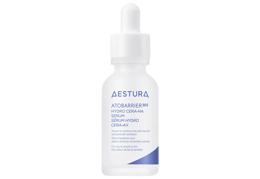 AmongMenMag's tweet photo. If you’ve been paying attention to serious skincare—not just trends—you’ve likely come across Korean dermocosmetic brand Aestura. Its new Atobarrier365 Hydro Cera-HA Serum has been designed specifically for compromised, sensitive skin:

https://t.co/0jpLc1SZvn https://t.co/AZJhk1hFf3