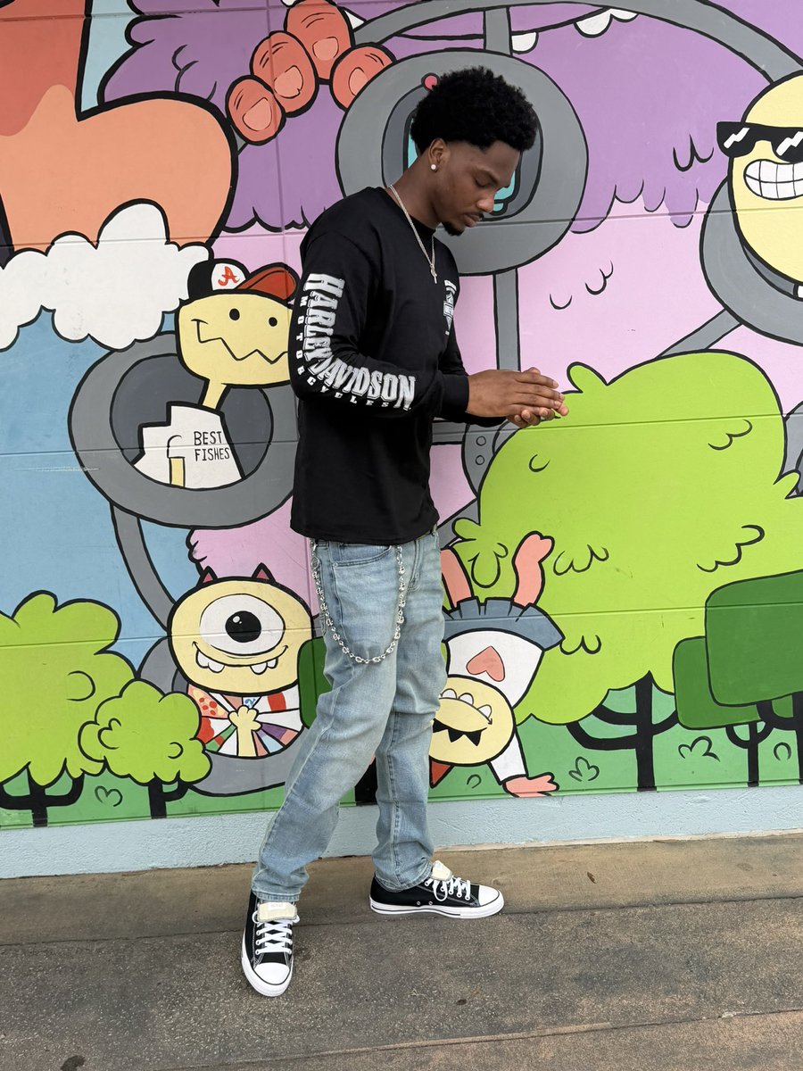 user18ds's tweet photo. #atl https://t.co/56zSVI0vUw