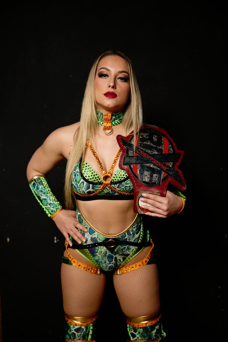 Mila Michelle Smidt 👑 tweet media