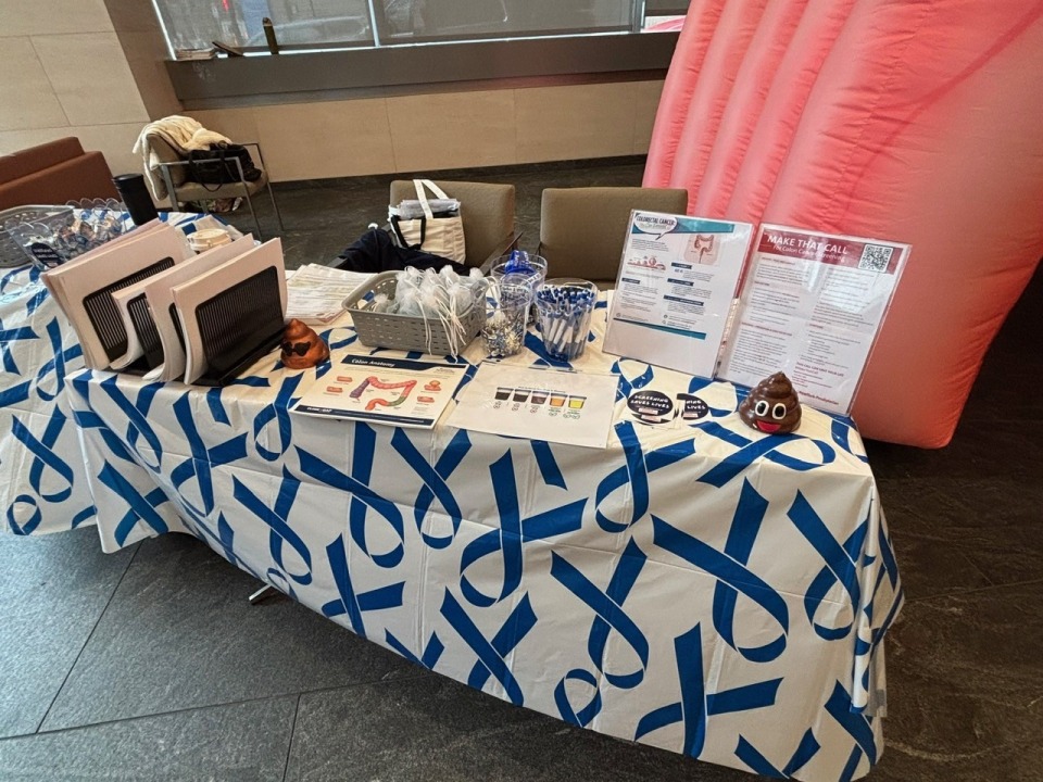 WCM_GI's tweet photo. We enjoyed engaging our community in #ColorectalCancerAwareness with a giant inflatable colon, showing the progression from healthy tissue to polyps to cancer and highlighting the importance of prevention, screening and early detection.

@WeillCornell @nyphospital @WCMDeptofMed https://t.co/yS1ao2r9YG