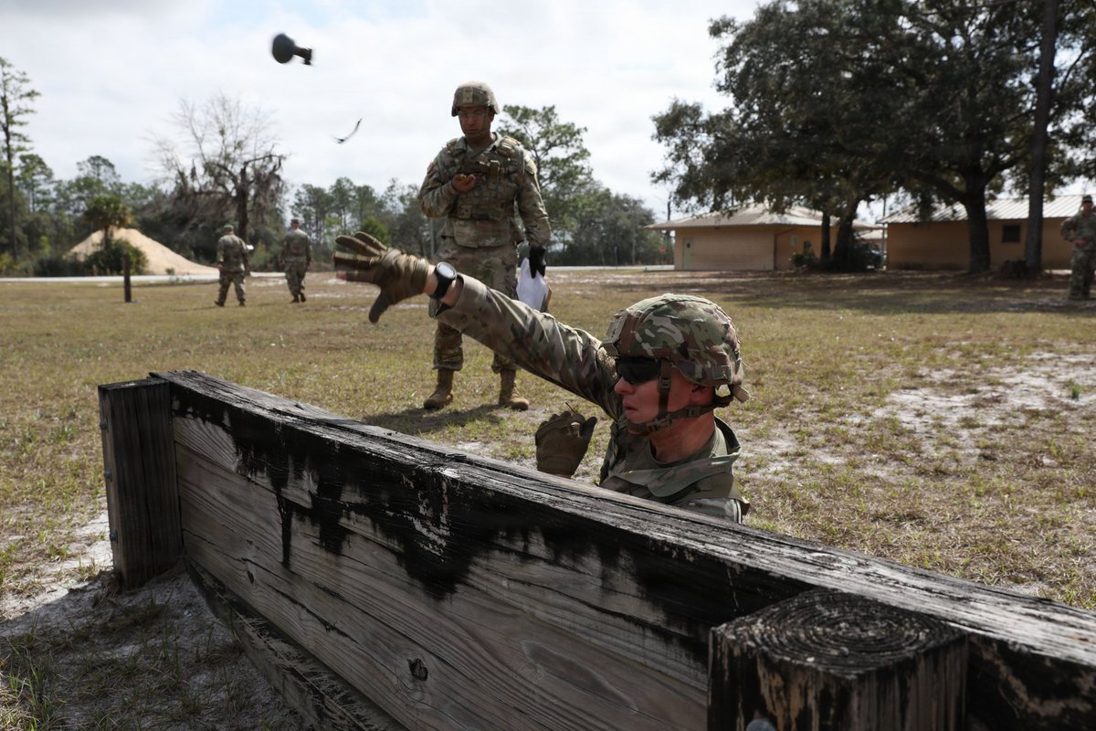 FloridaNationalGuard tweet media