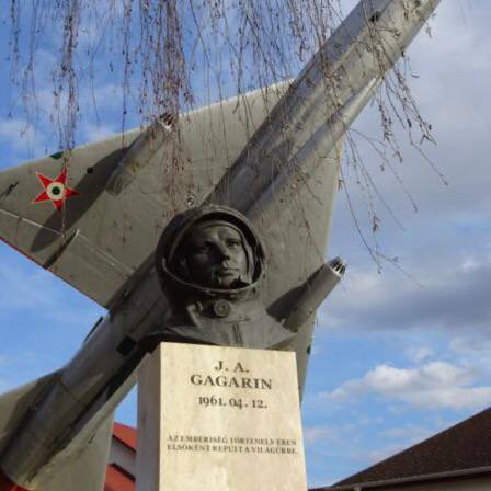 Russian Embassy, HU tweet media