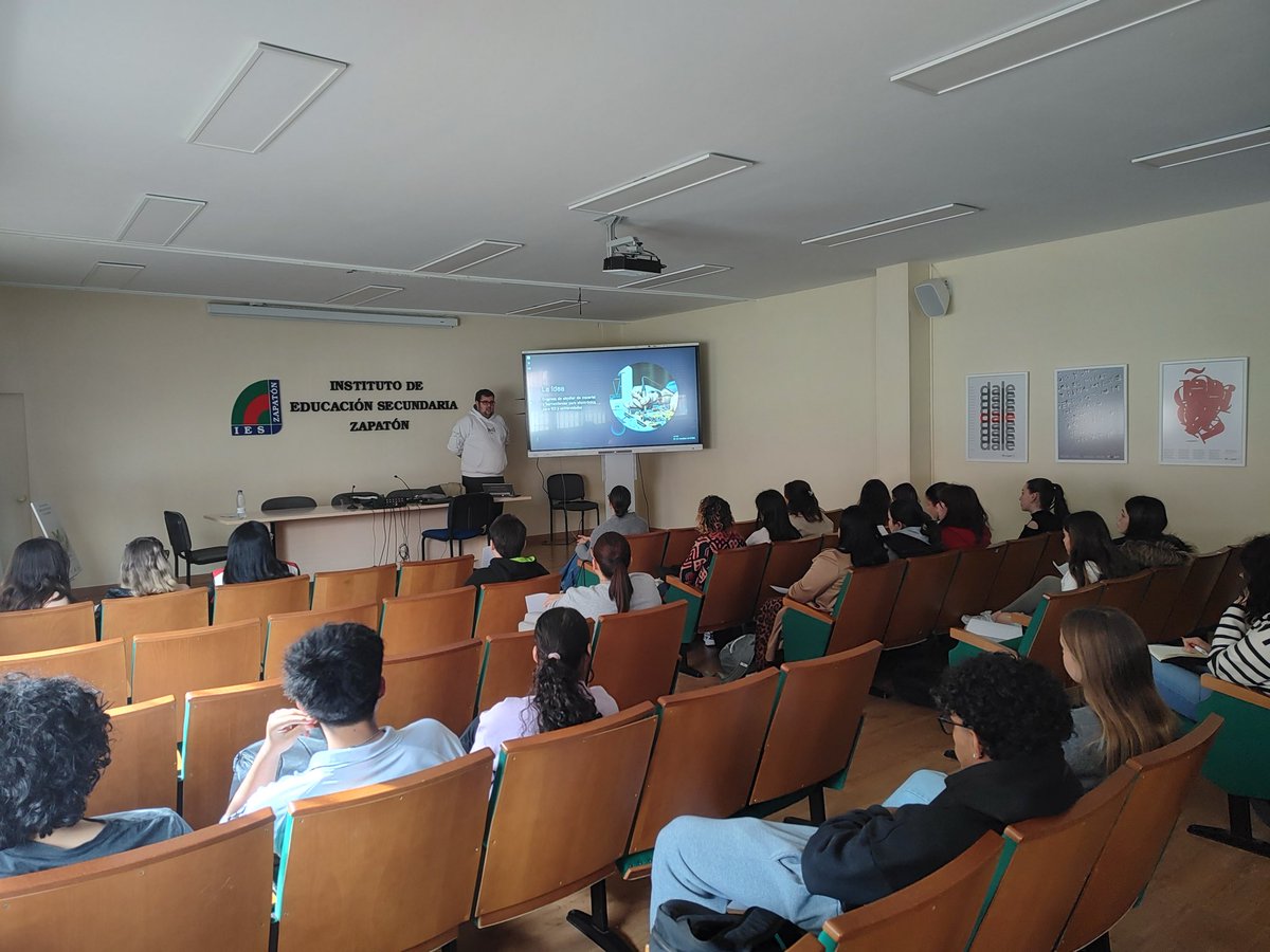 IES Zapatón tweet media