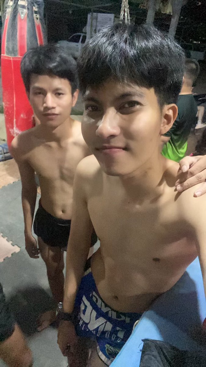 โน่ tweet media