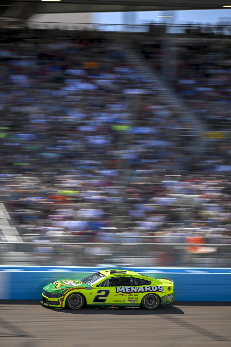 Quaker State tweet media