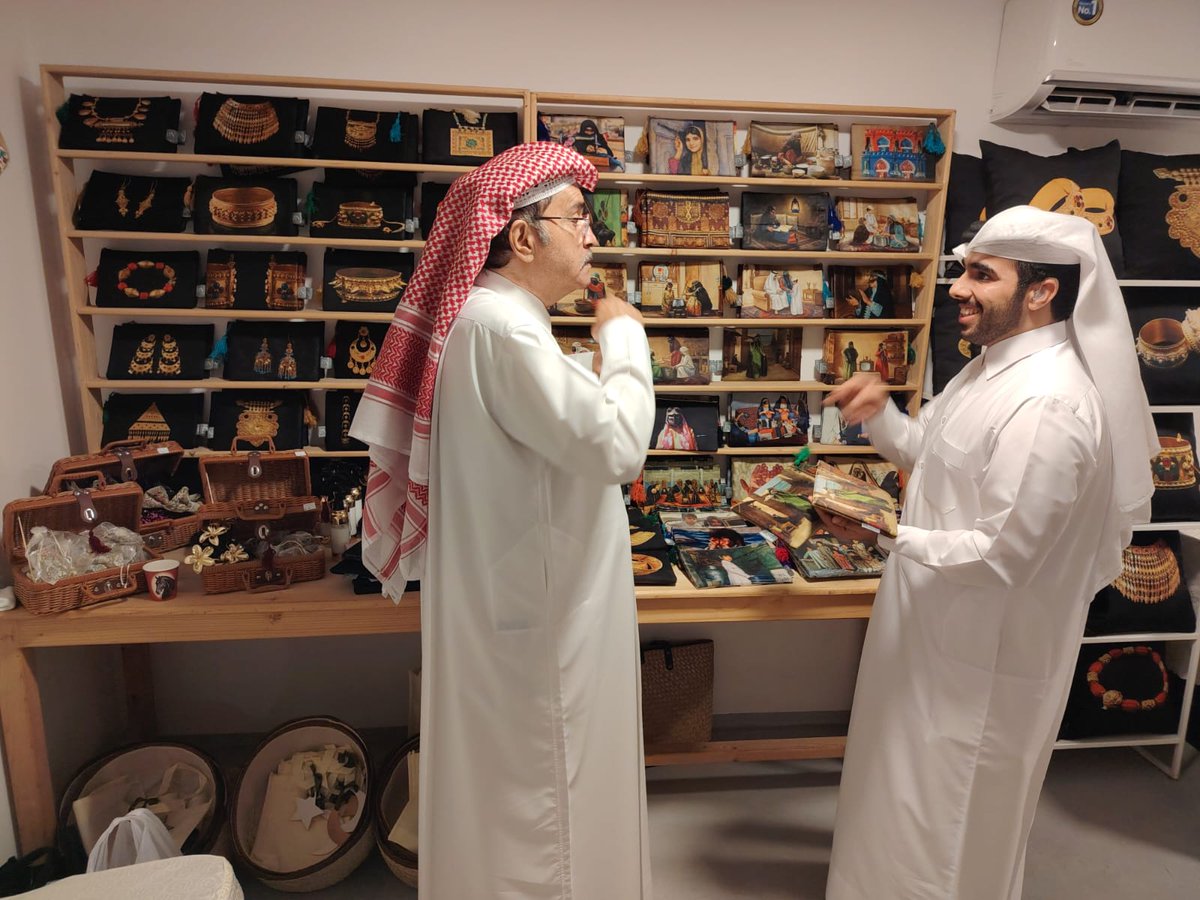 Qatar Deaf Center tweet media