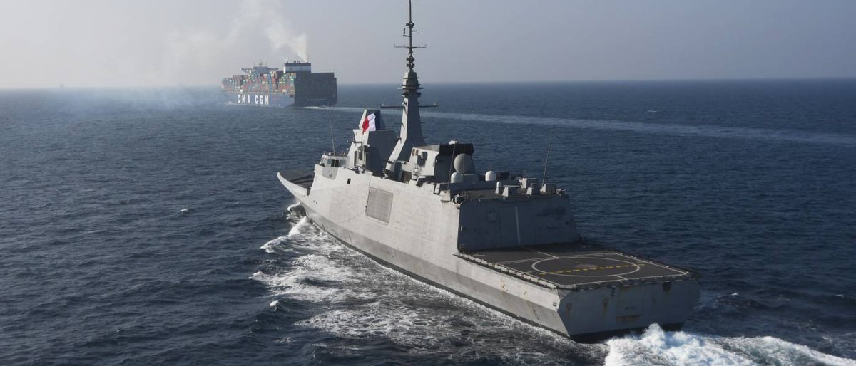 top_force's tweet photo. ⚓️🇫🇷 #MEDOR Un groupe aéronaval et notre porte-avions Charles de Gaulle, huit frégates dont 2 pour l'opération #Aspides, deux porte-hélicoptères amphibies #PHA déployés en Méditerranée orientale, en mer Rouge et peut-être à Ormuz, https://t.co/Vj2dSzVkGZ https://t.co/hNSZuCBuj0
