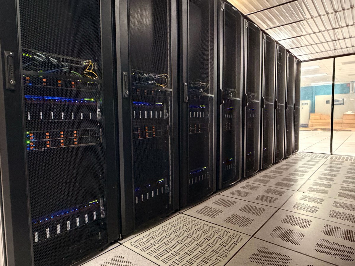 ColoCrossing tweet media