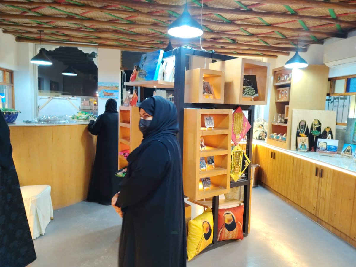 Qatar Deaf Center tweet media