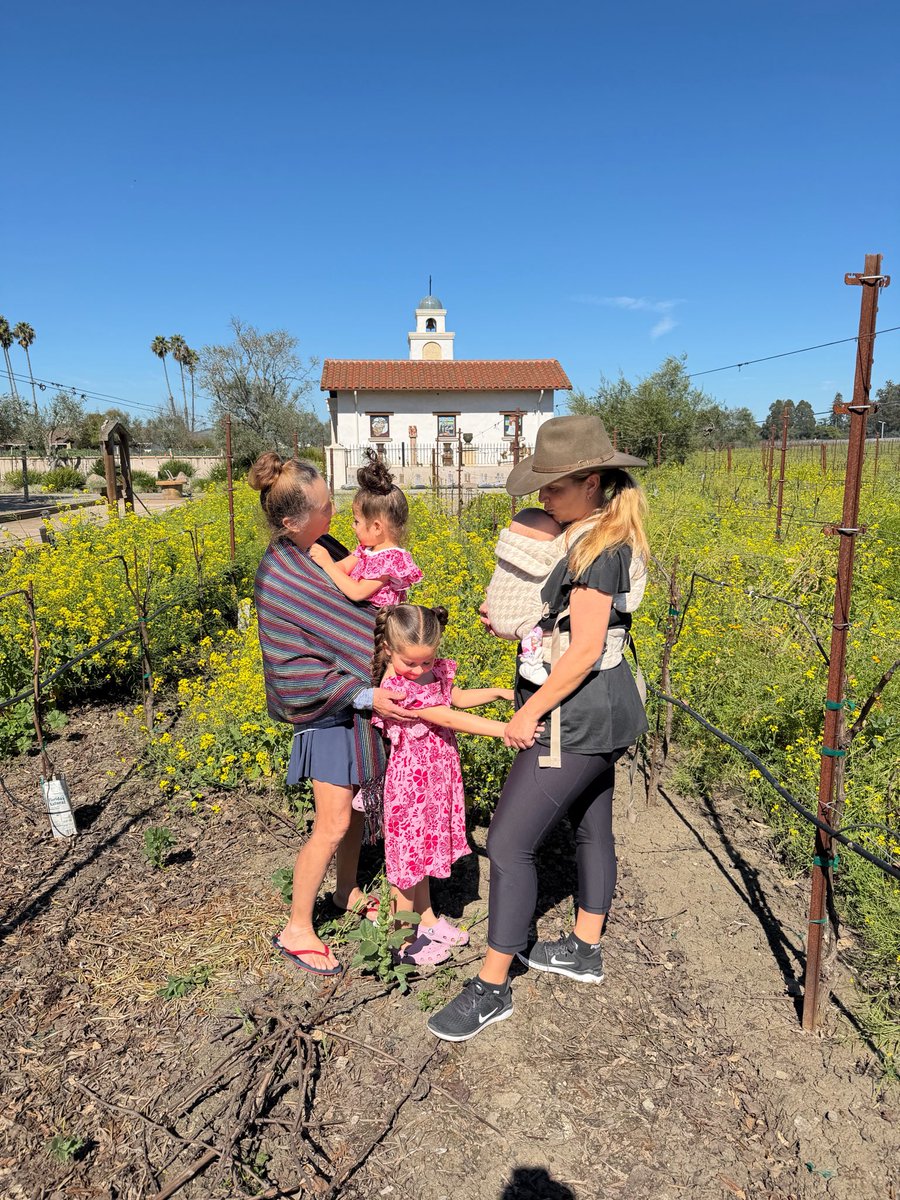 3 generations of Ceja women. Everything that is magical and sacred resides within a woman and her collective tribe. 🍷❤️

Today and everyday we raise our wine glasses and celebrate the power, leadership and beauty of women everywhere. Salud! 

#internationalwomensday