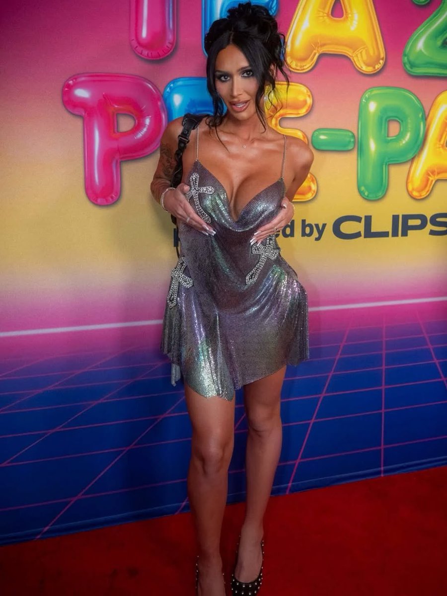 bigstem2's tweet photo. TEA’s Pre Party Realness✨ https://t.co/y9DTlDJxn5