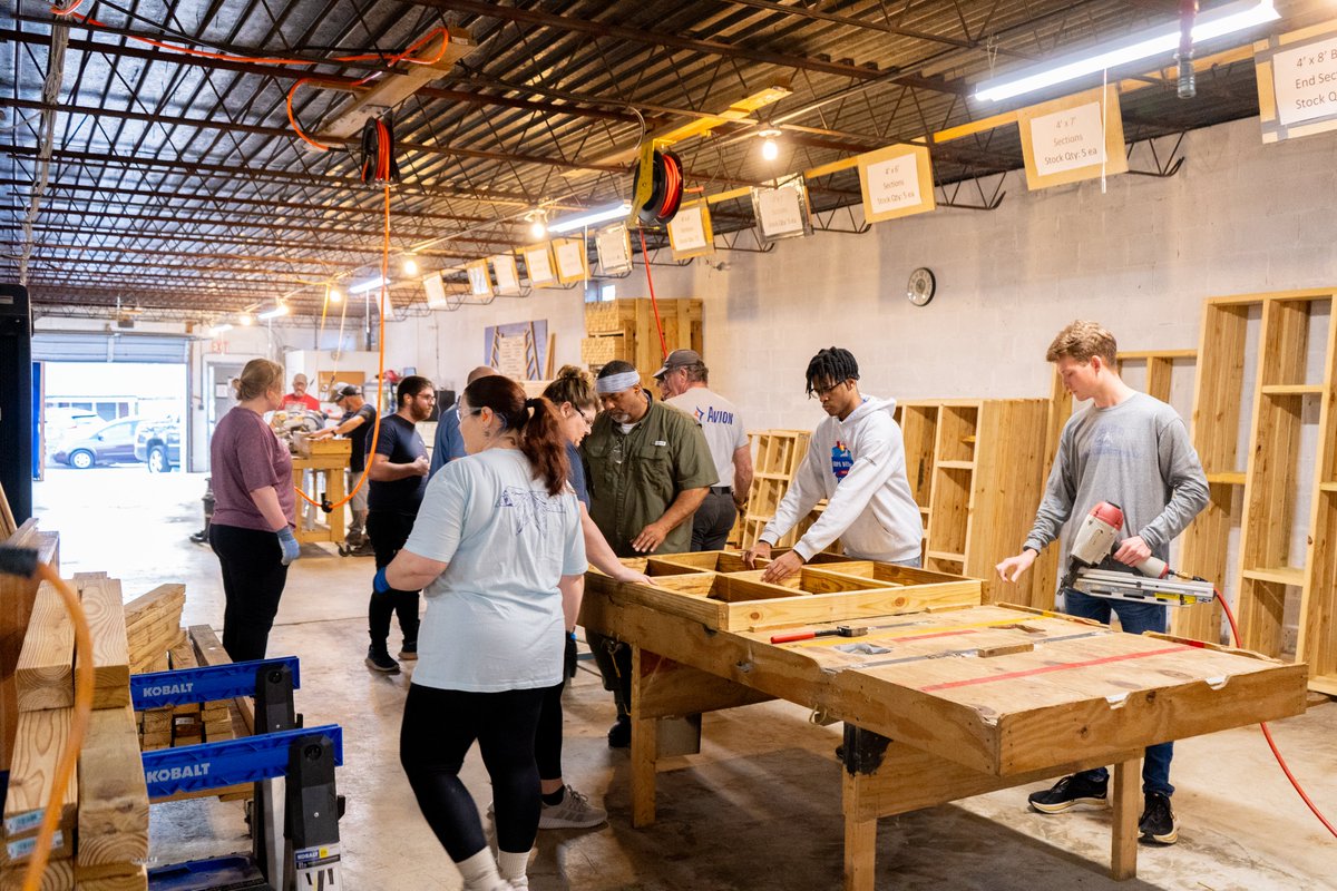 TeledyneBrown's tweet image. Giving back is better when we build together 💙
#TBE &amp;amp; Avion Solutions partnered with @EnableMadisonCo for a Ramp Build Night, helping assemble ramps that bring greater accessibility, independence, &amp;amp; freedom to homebound neighbors.

#TBEGivesBack #Volunteering #EverywhereYouLook
