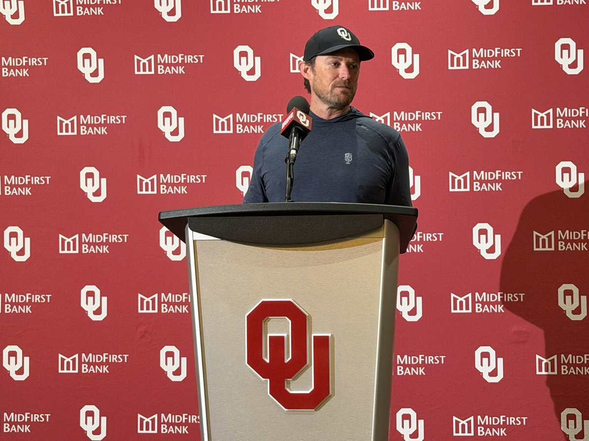 Bdrumm_Rivals's tweet image. #Sooners GM @JimNagy_Sooners at the podium for #OU HUGE spring media day. 

Nagy on first year as college program GM: 

“Feels a lot different than it did last year… it’s been a lot… we are in a totally different place than we were last year when I was hired.”