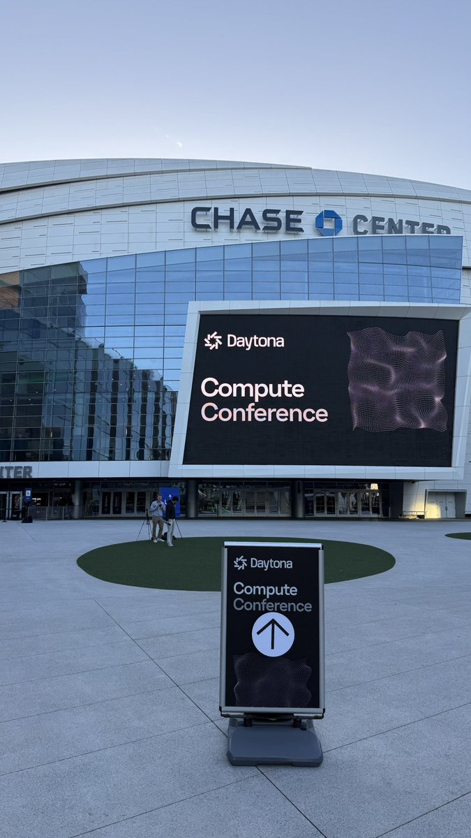 Steadwing tweet media